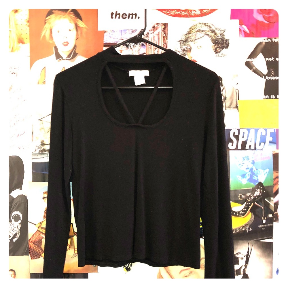 trendy cut-out top